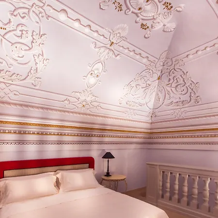 Palazzo Gattini Luxury - Vretreats Matera
